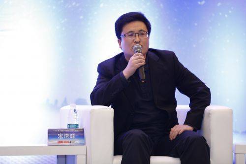 至一张18万元！商家：有实力就买瓦力娱乐棋牌《哪吒2》联名卡炒(图2)