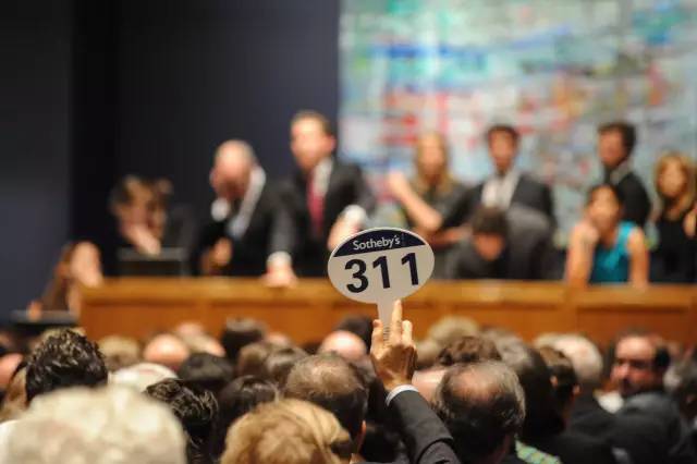 展望傅抱石1954年作《云中君和大司命瓦力棋牌试玩2017年艺术品市场趋势与(图7)